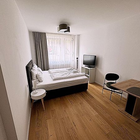 Myfavorit Apartments - Spacious Apartments Next To Puplic Transport U1 Direct Connection To Citycenter Wiedeń Zewnętrze zdjęcie