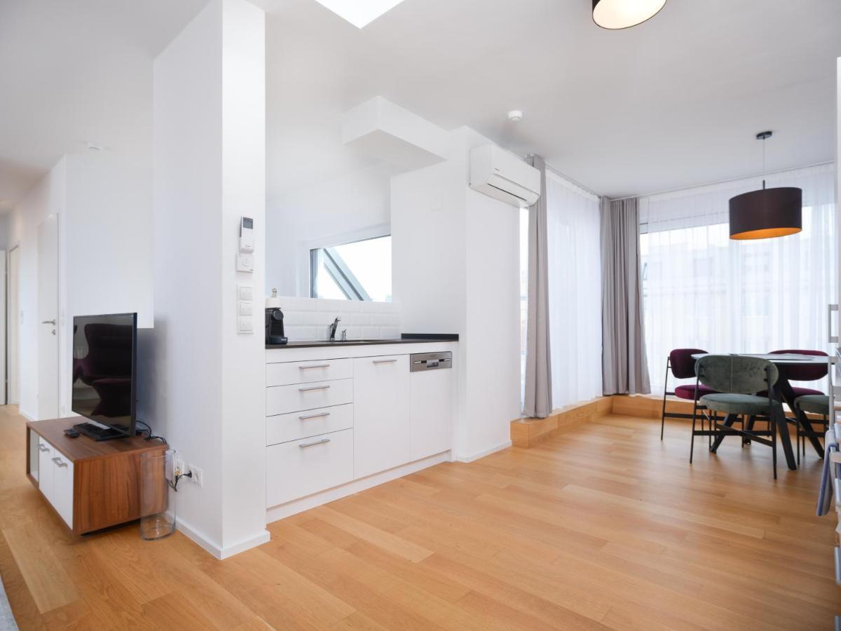 Myfavorit Apartments - Spacious Apartments Next To Puplic Transport U1 Direct Connection To Citycenter Wiedeń Zewnętrze zdjęcie