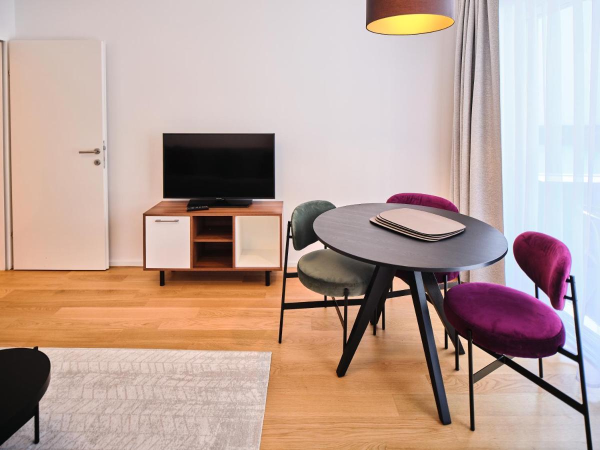 Myfavorit Apartments - Spacious Apartments Next To Puplic Transport U1 Direct Connection To Citycenter Wiedeń Zewnętrze zdjęcie